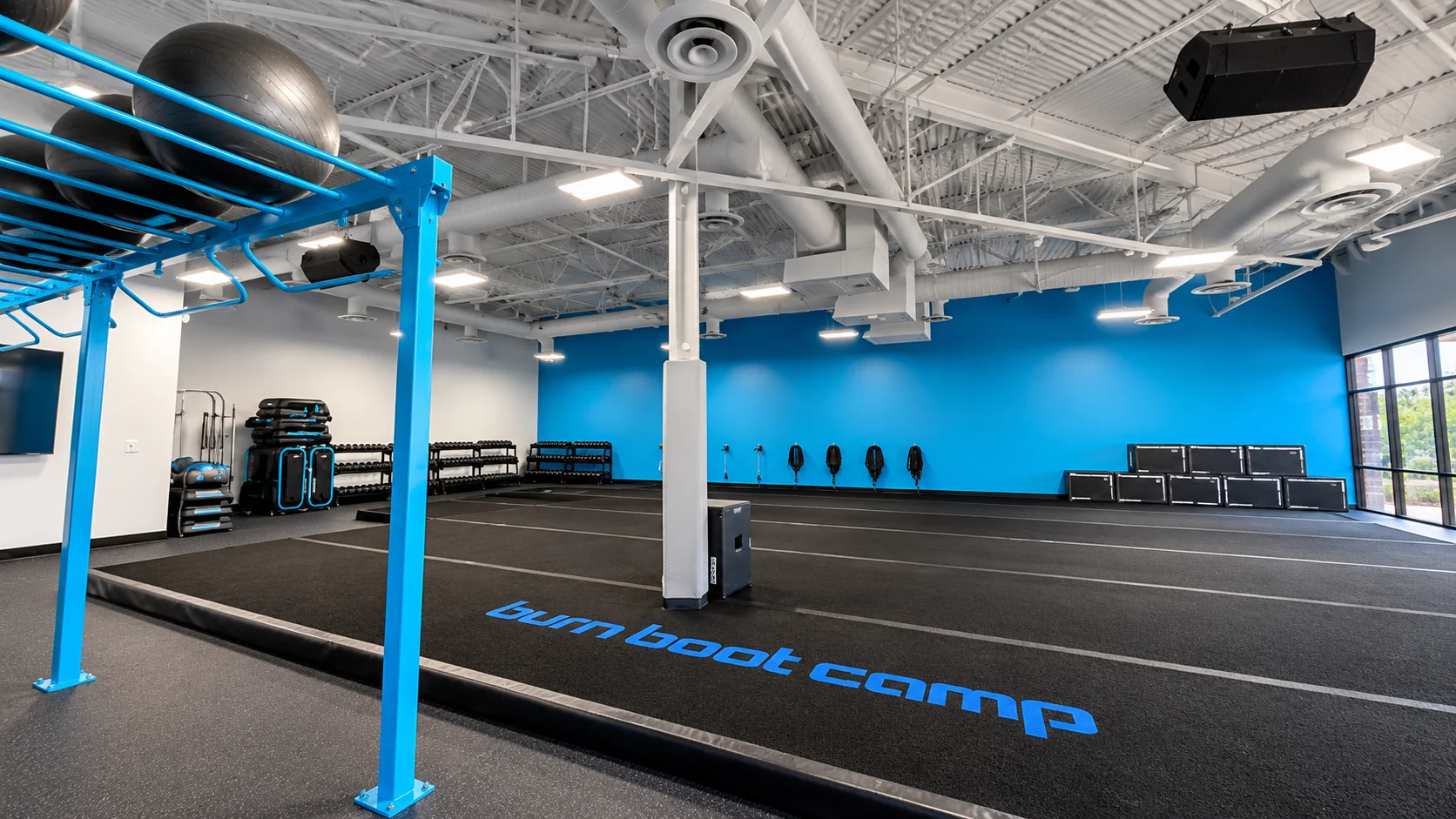 Burn Boot Camp: Wide finished fitness studio and exercise area